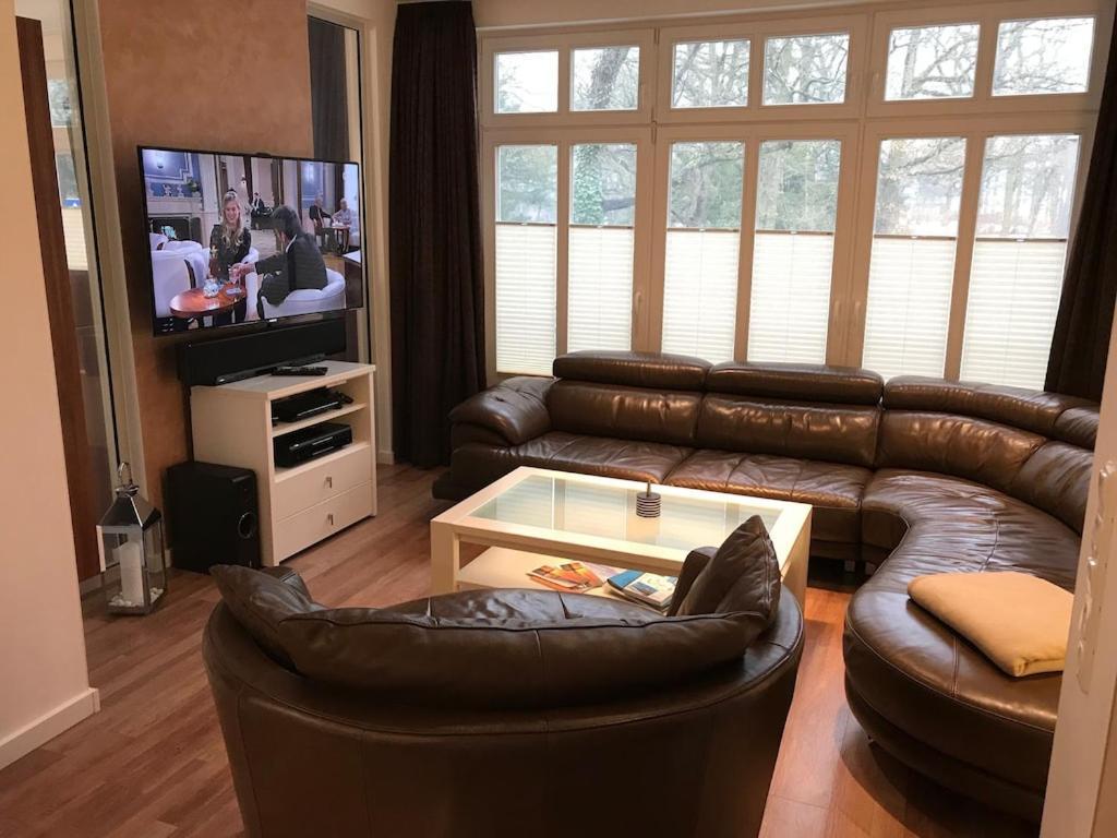 Exclusive Fewo In Warnemuende, 150M To The Beach, 2 Bathrooms, 2 Bedrooms, Sauna, Wifi And Much More. Rostock Eksteriør bilde