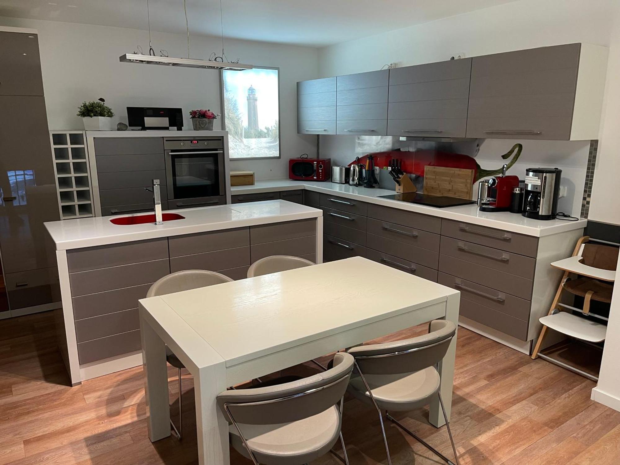 Exclusive Fewo In Warnemuende, 150M To The Beach, 2 Bathrooms, 2 Bedrooms, Sauna, Wifi And Much More. Rostock Eksteriør bilde